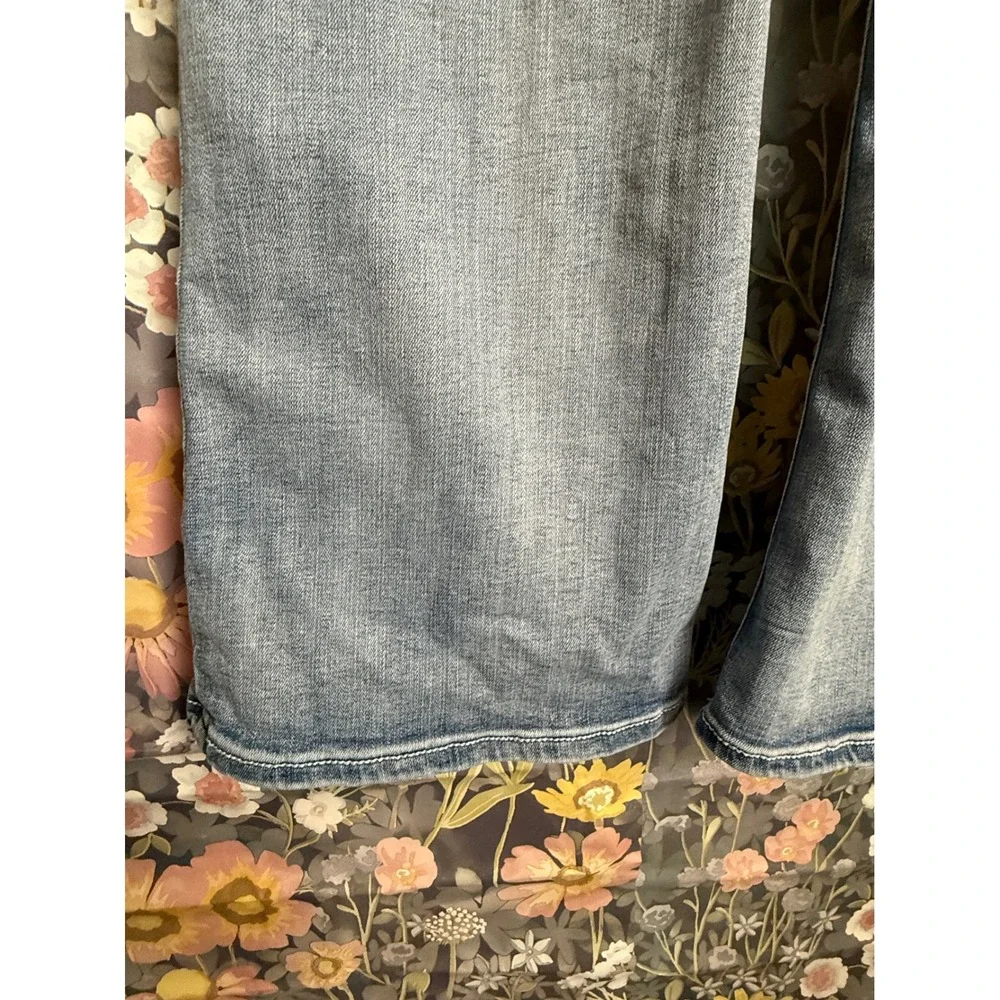 Womens Embellished Bootcut Jeans Light Wash Rhinestone Wings Size M